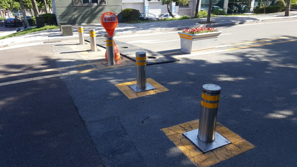 볼라드(Bollards)